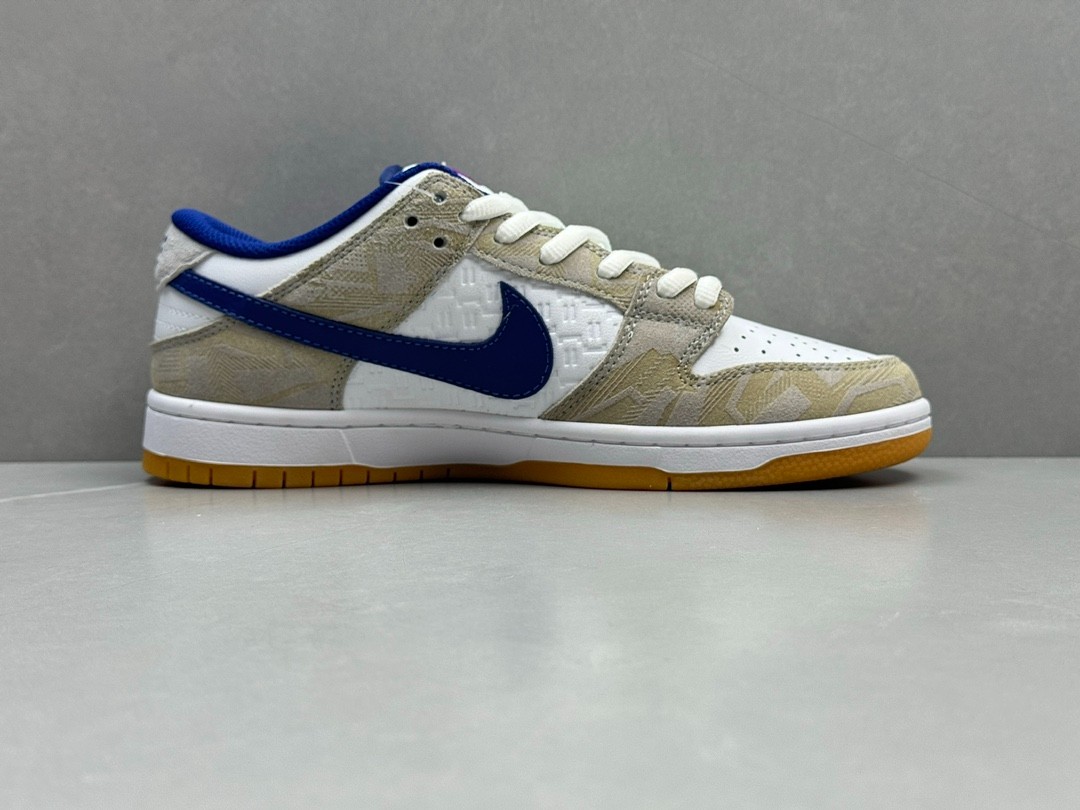 082 26123112 size 35.5-40