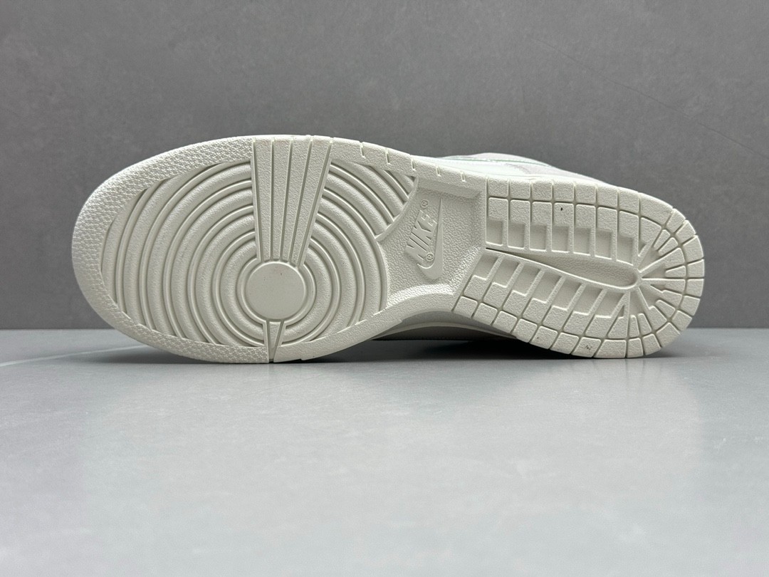 075 26123112 size 35.5-40