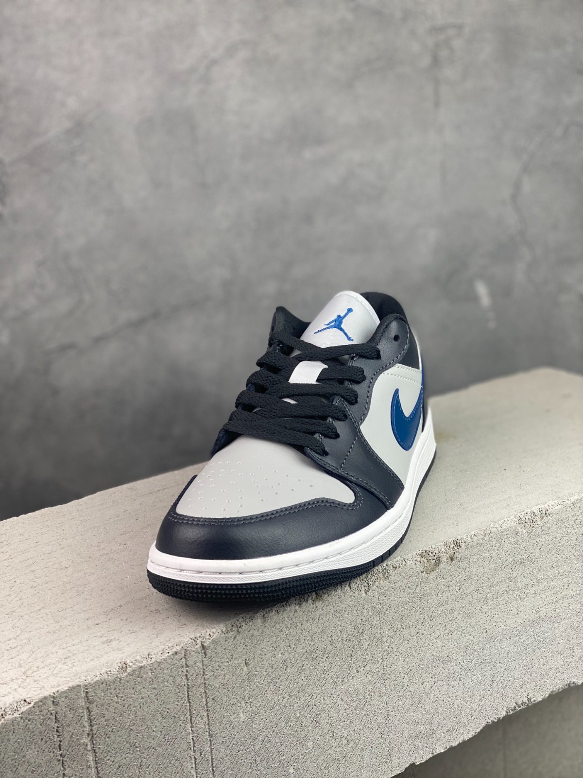 028 23123101 size 37.5-46