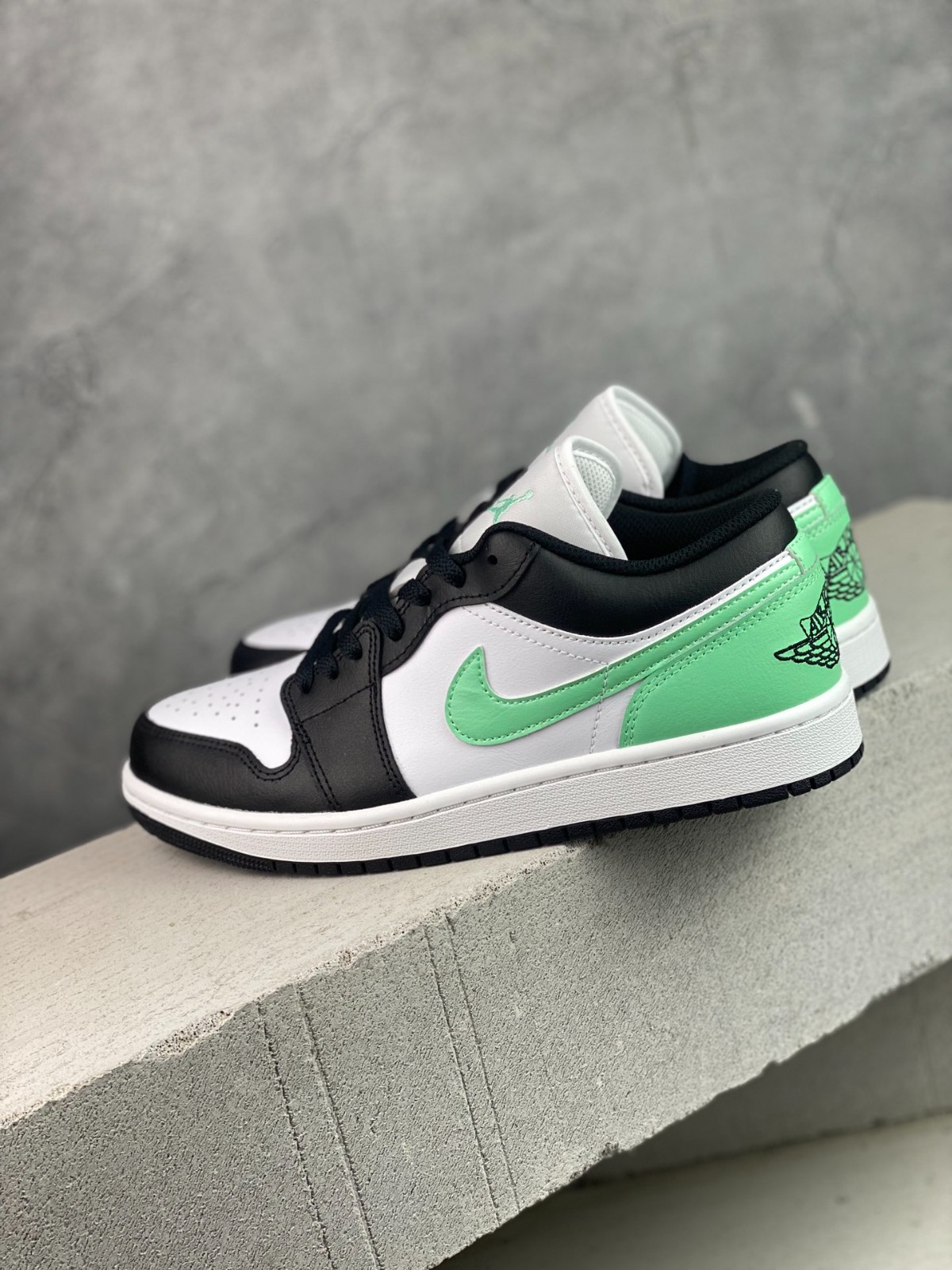 024 23123101 size 37.5-46