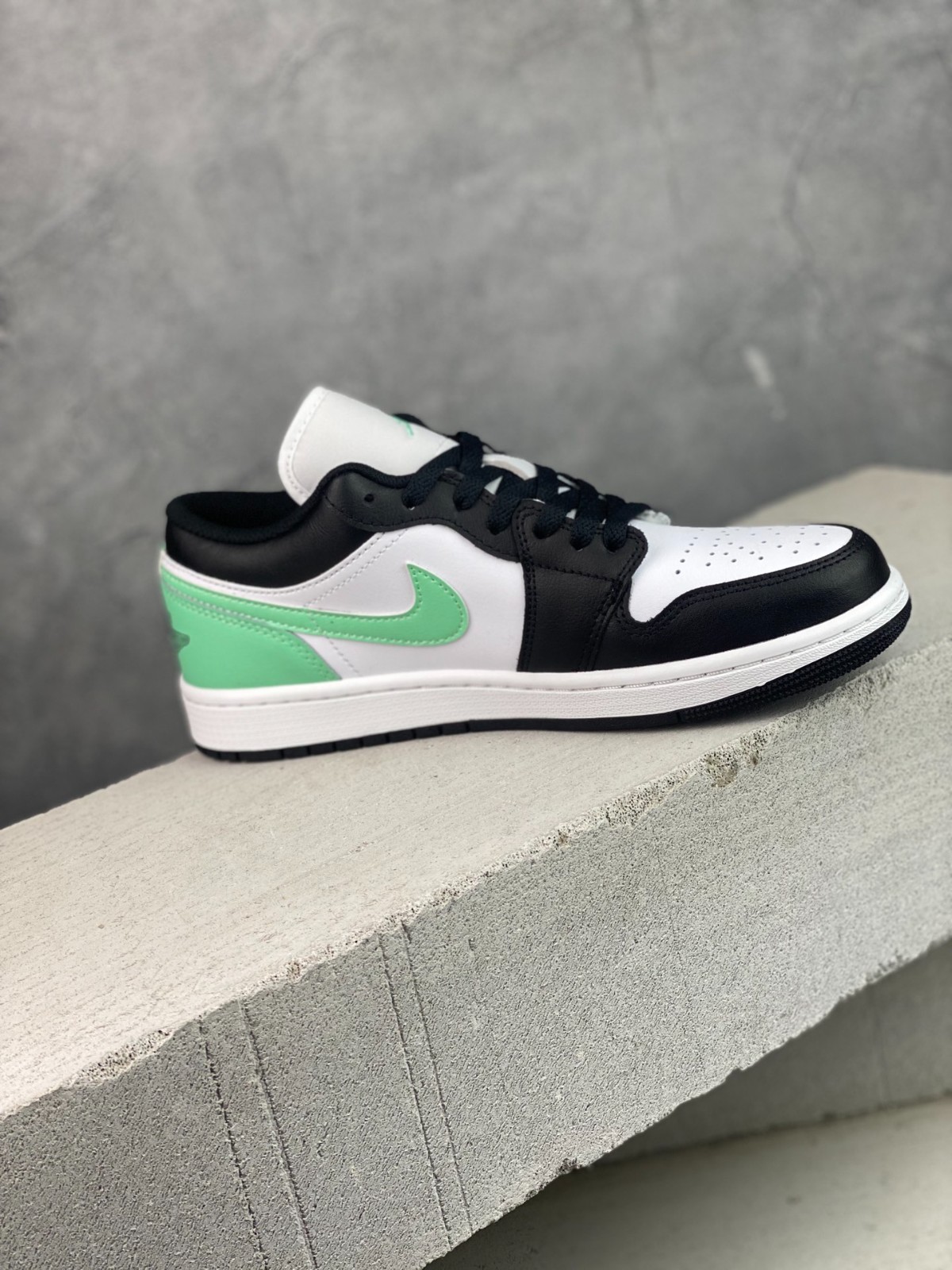 024 23123101 size 37.5-46