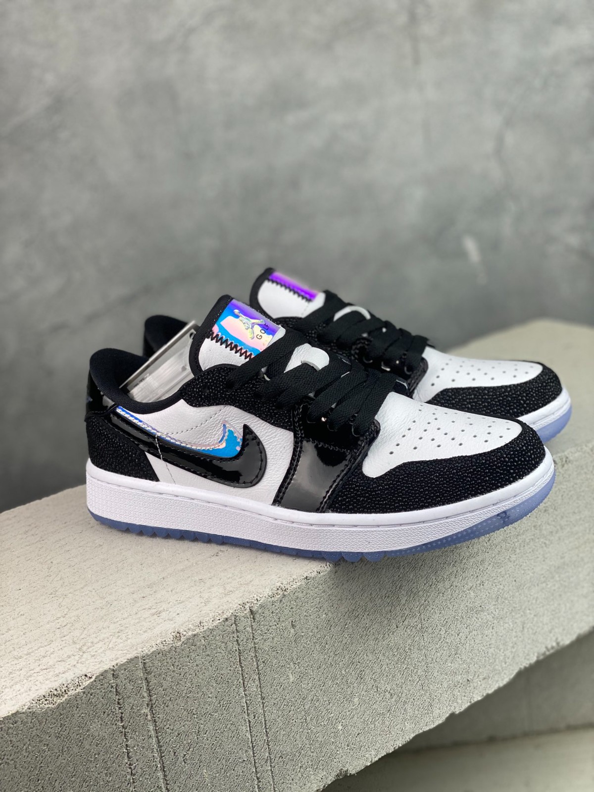 023 23123101 size 35.5-46