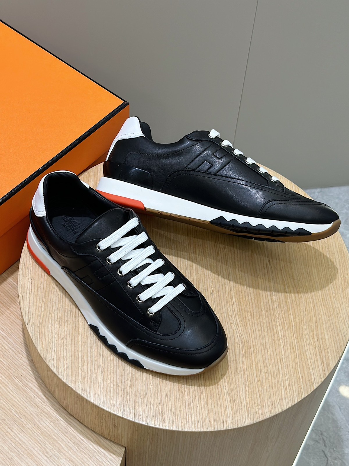 068 40123137 size 38-45