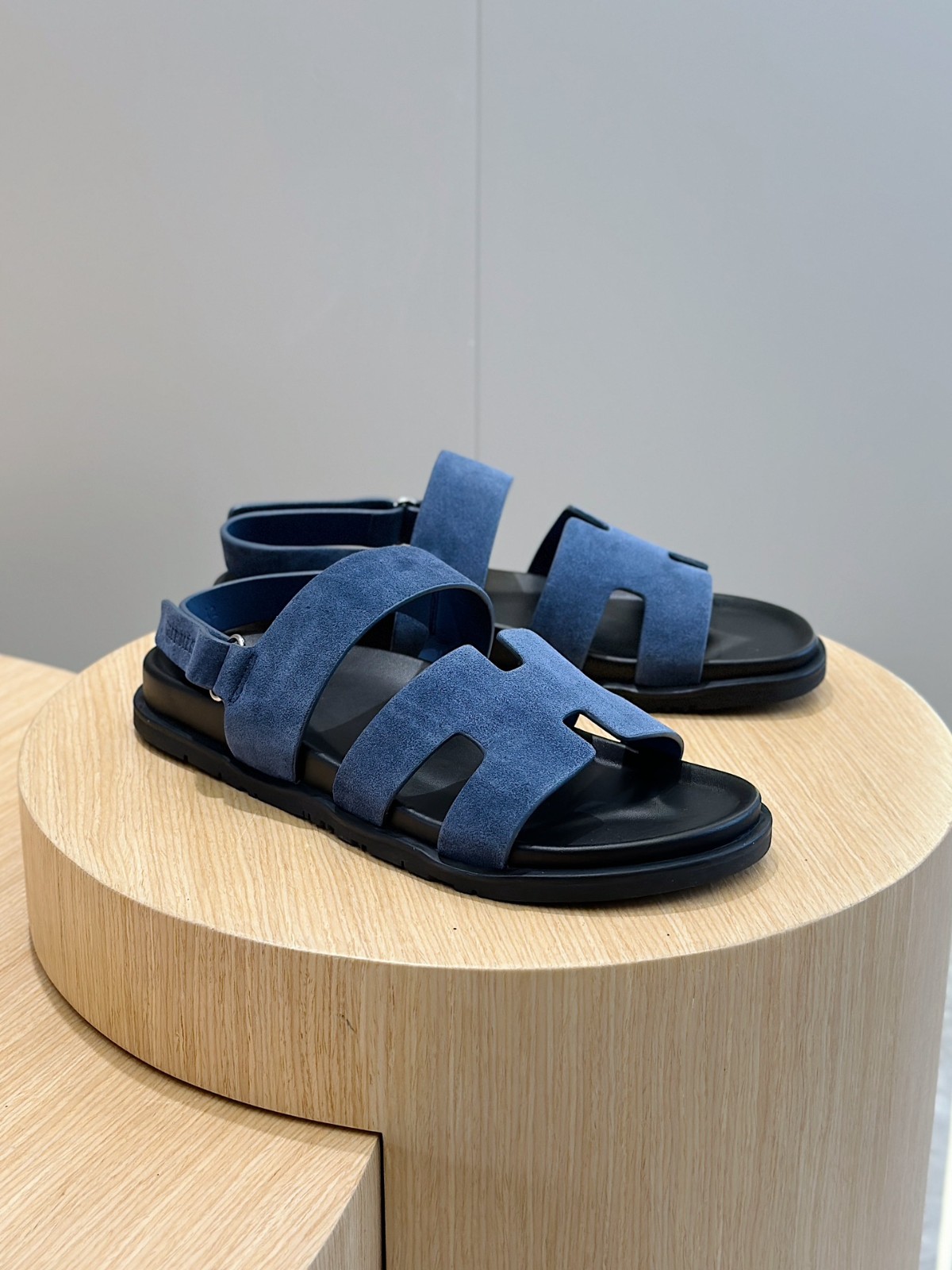 056 32123124 size 38-45