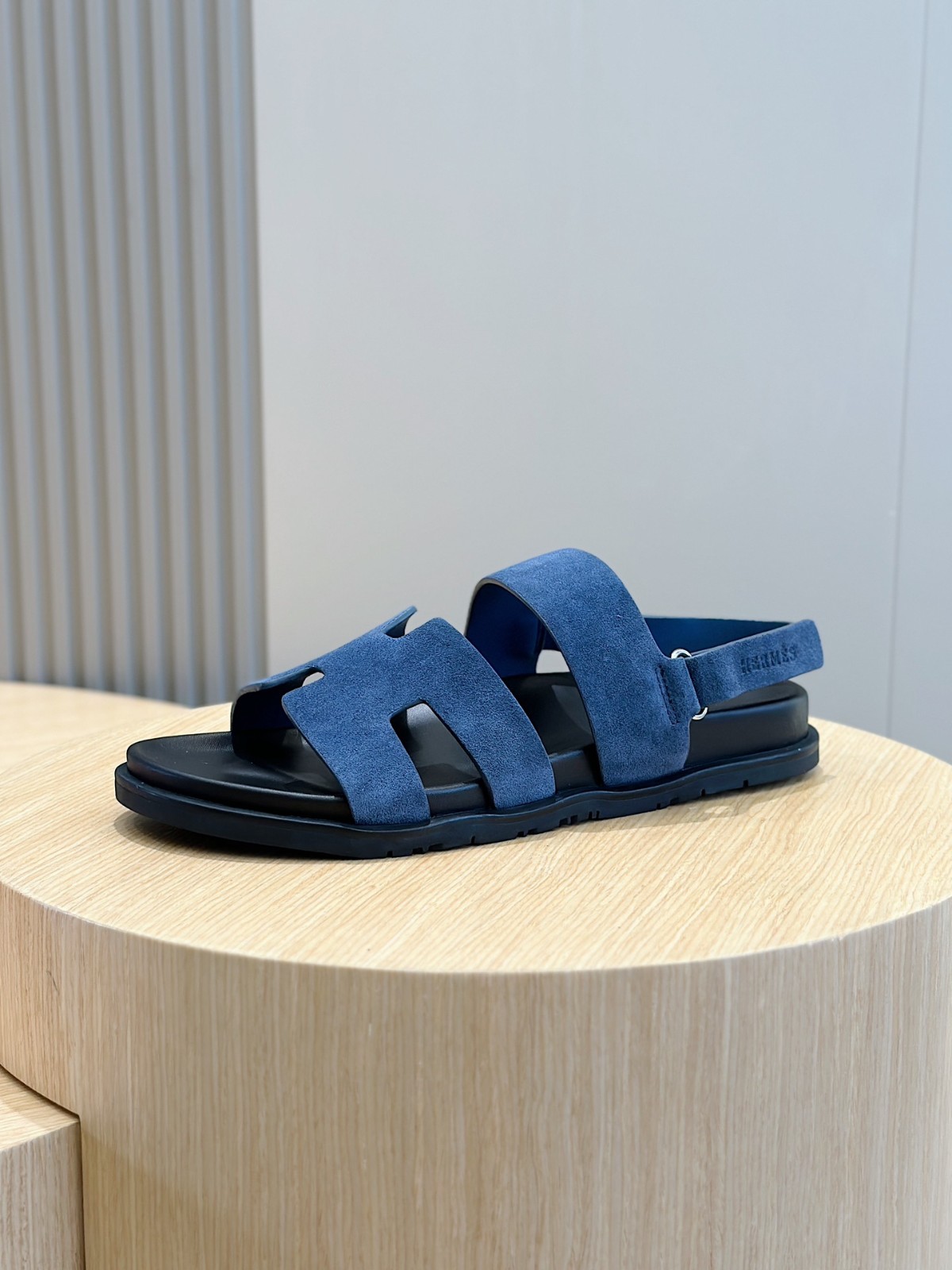 056 32123124 size 38-45