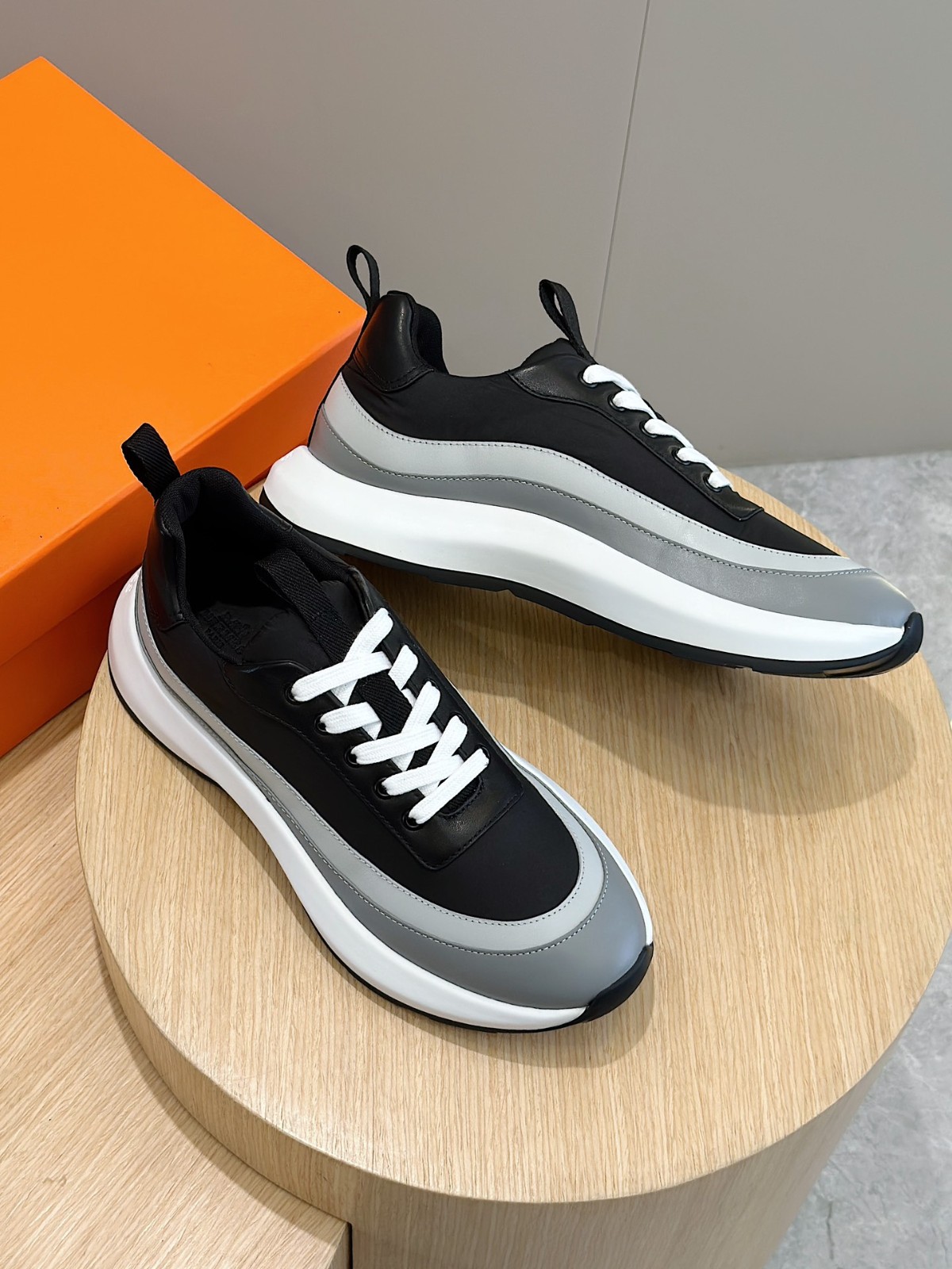 051 40123137 size 38-45