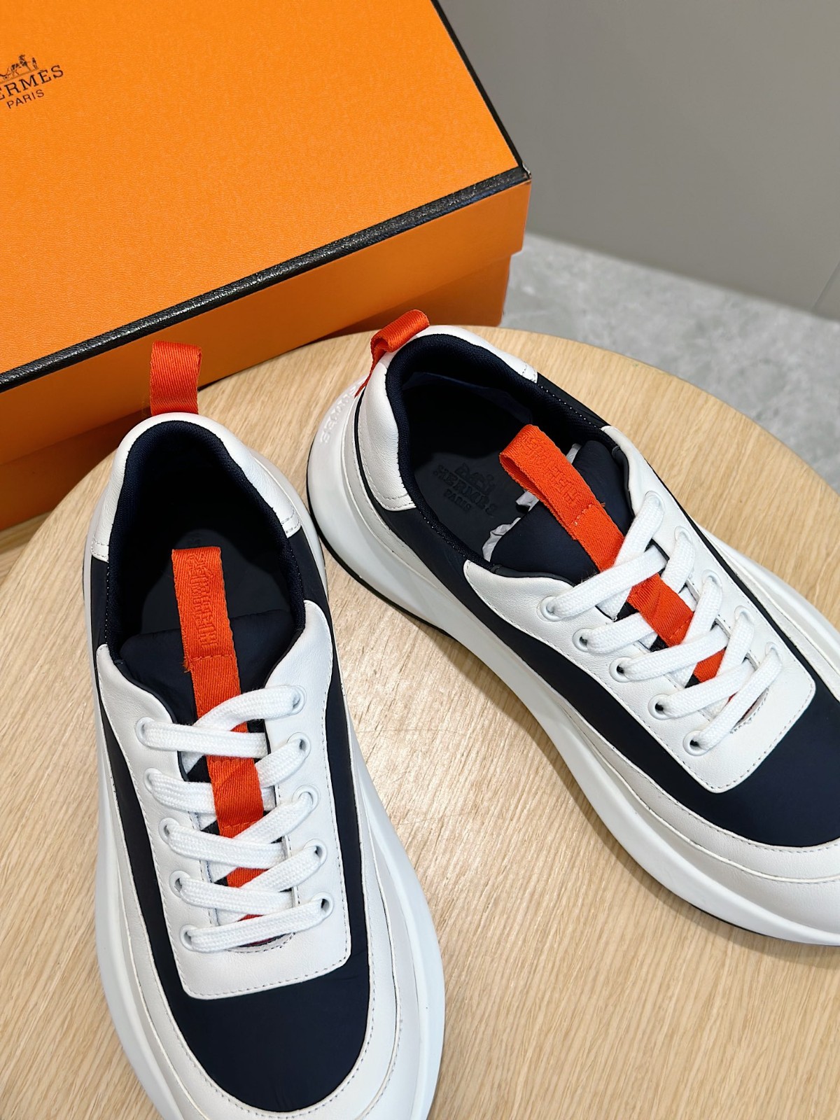 048 40123137 size 38-45
