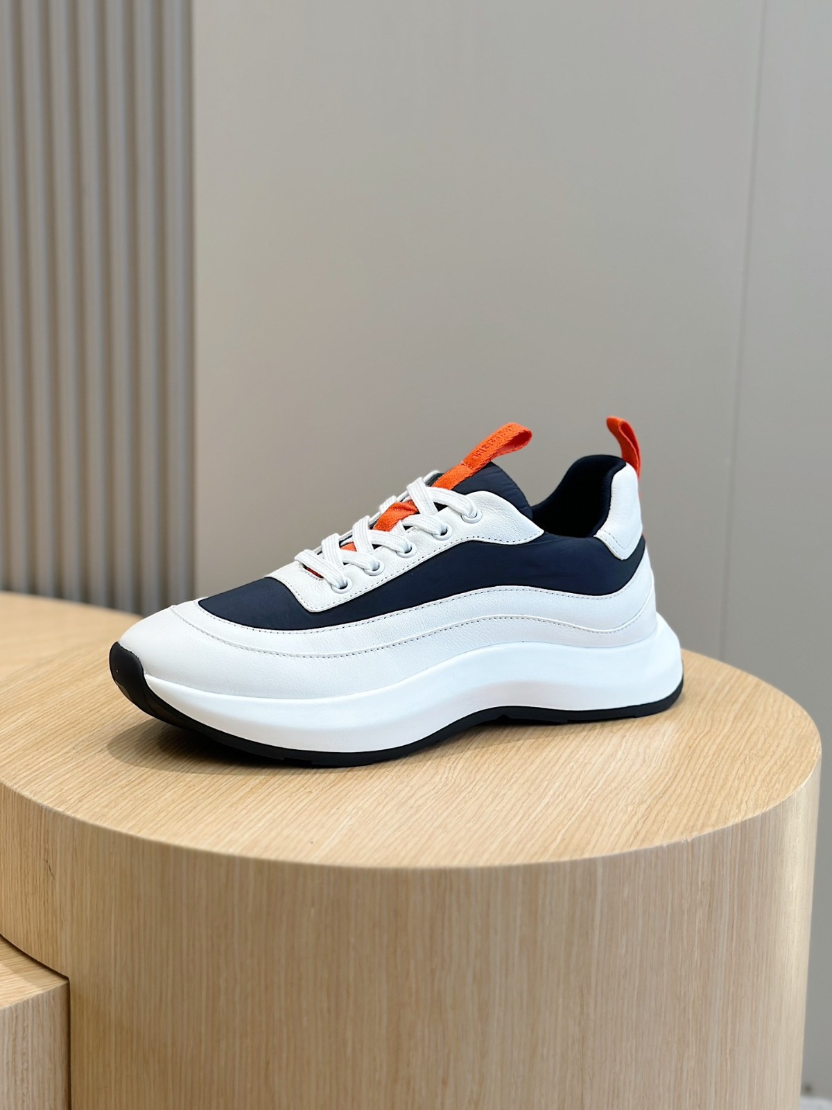 048 40123137 size 38-45