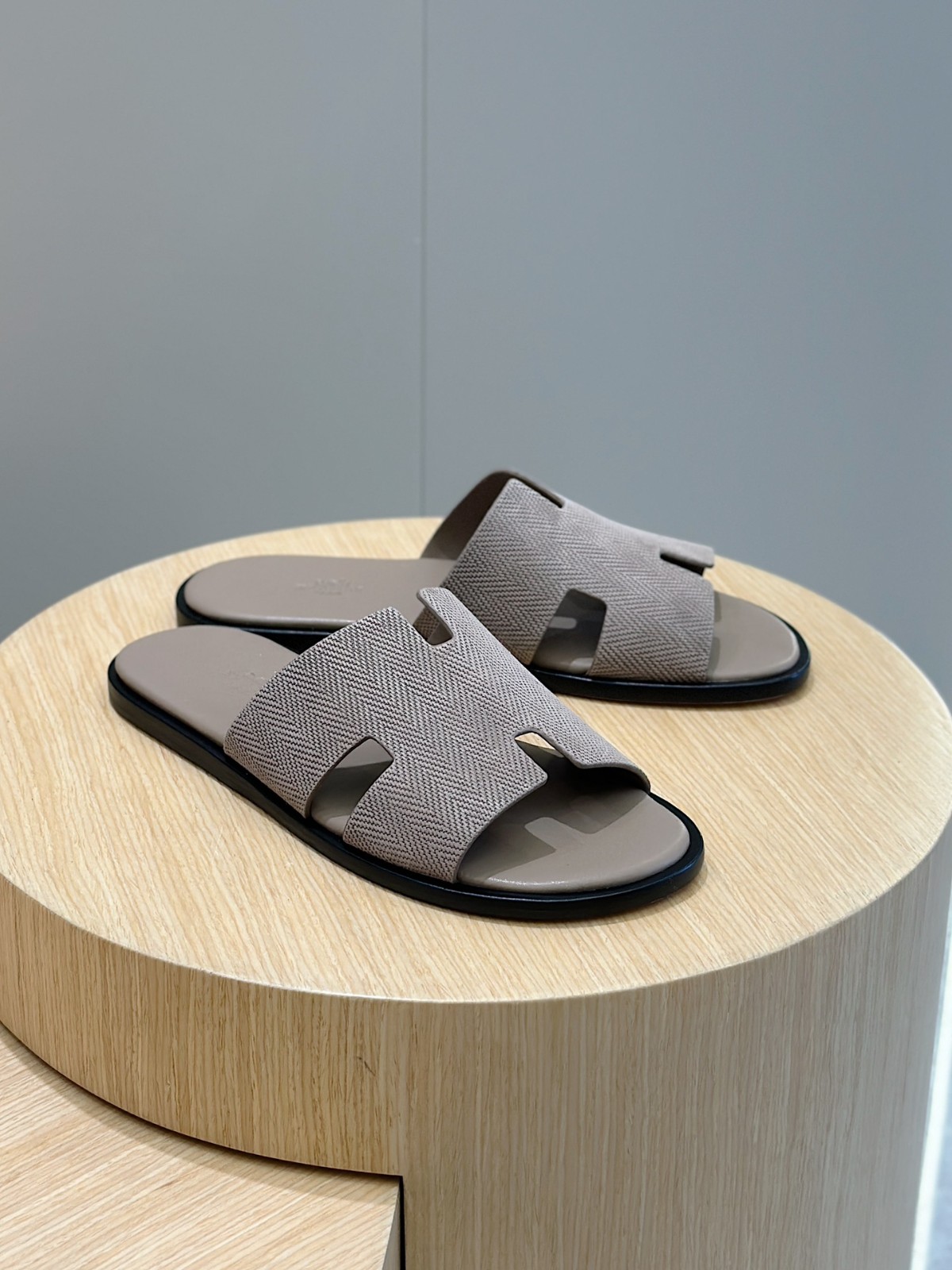 041 35123122 size 38-45