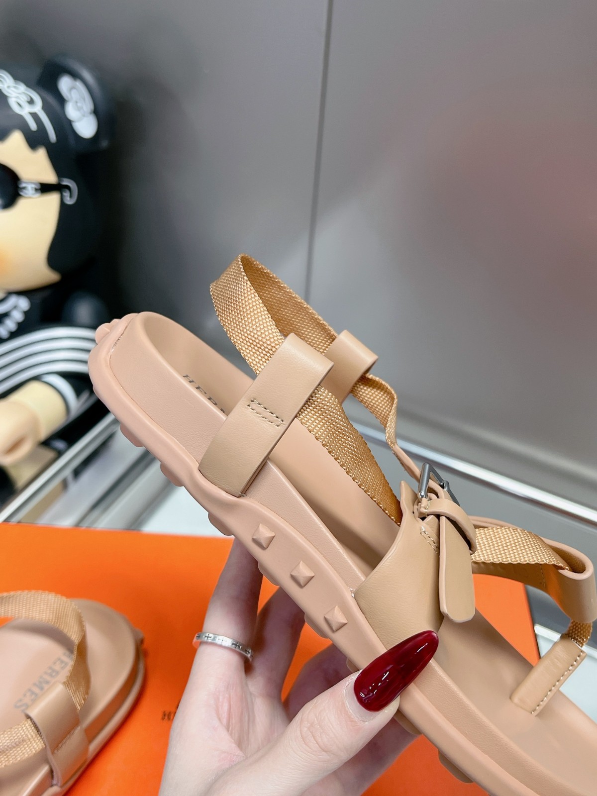 032 22123096 size 35-40