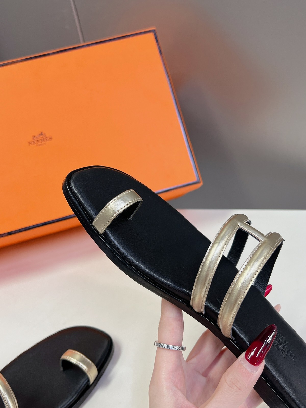 023 28123106 size 35-40
