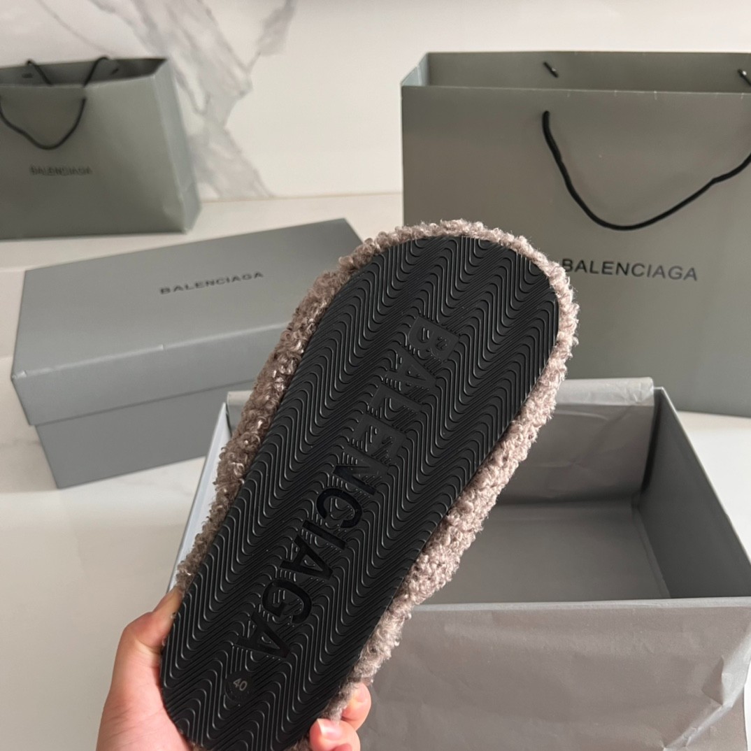 023 19123082 size 35-41