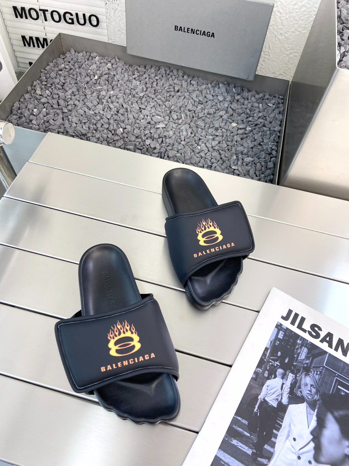 013 23123089 size 35-44