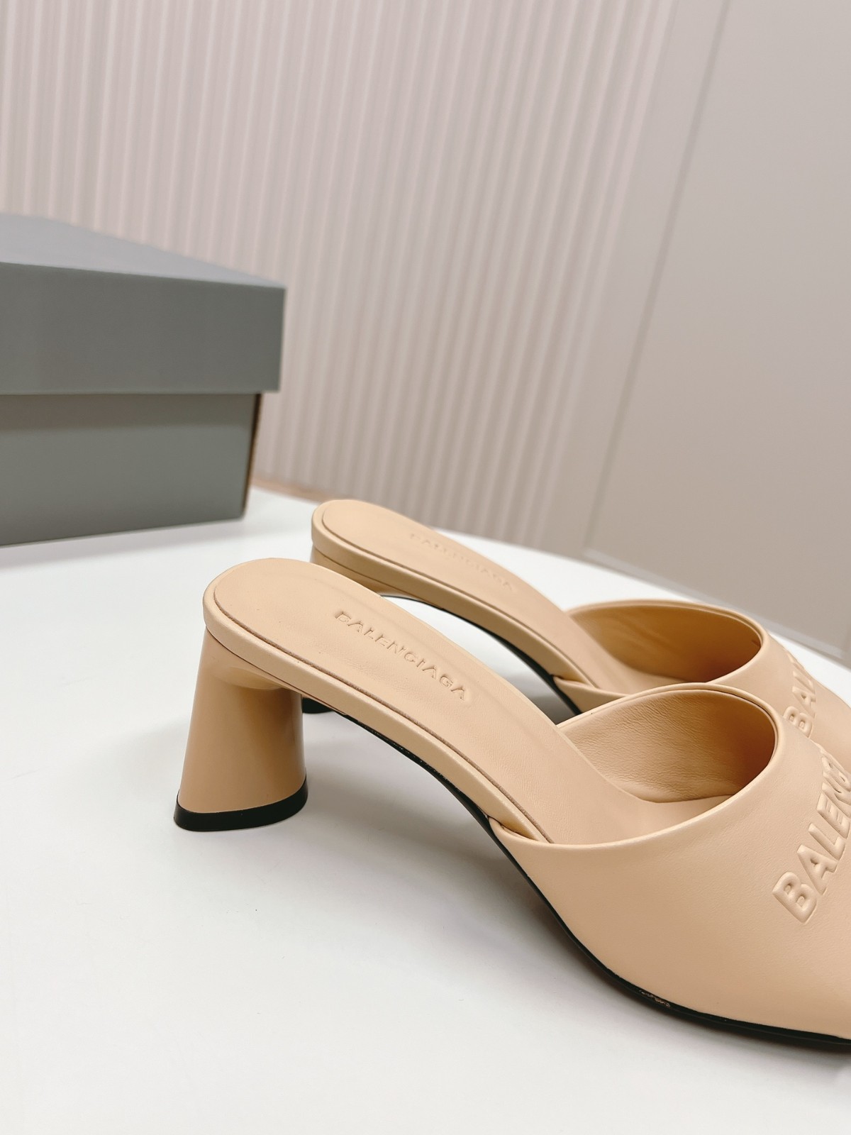 008 28123106 size 35-40