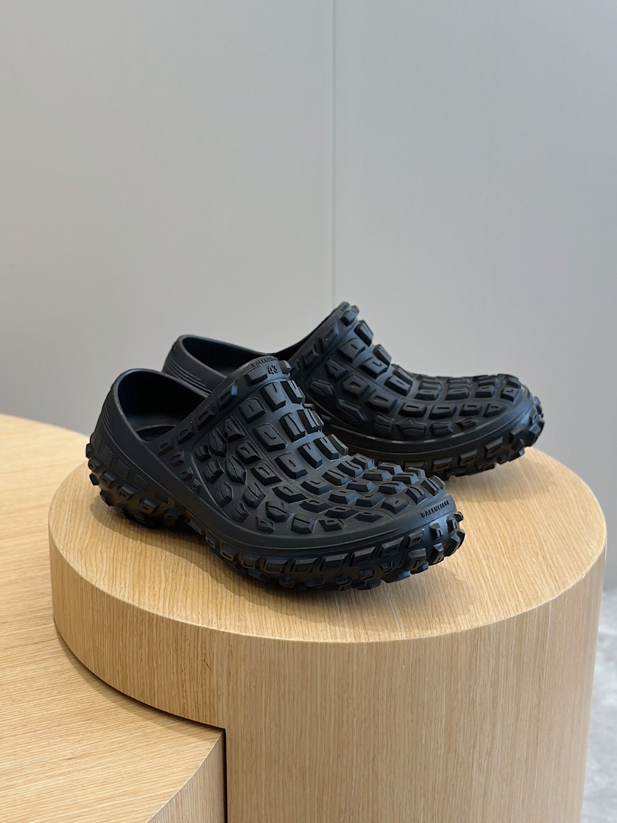 002 22123097 size 35-45