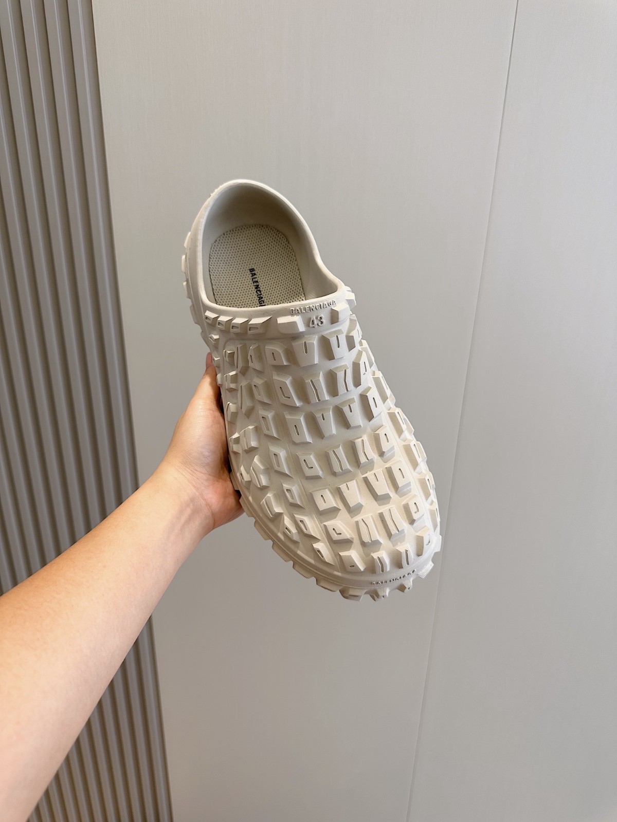 001 22123097 size 35-45