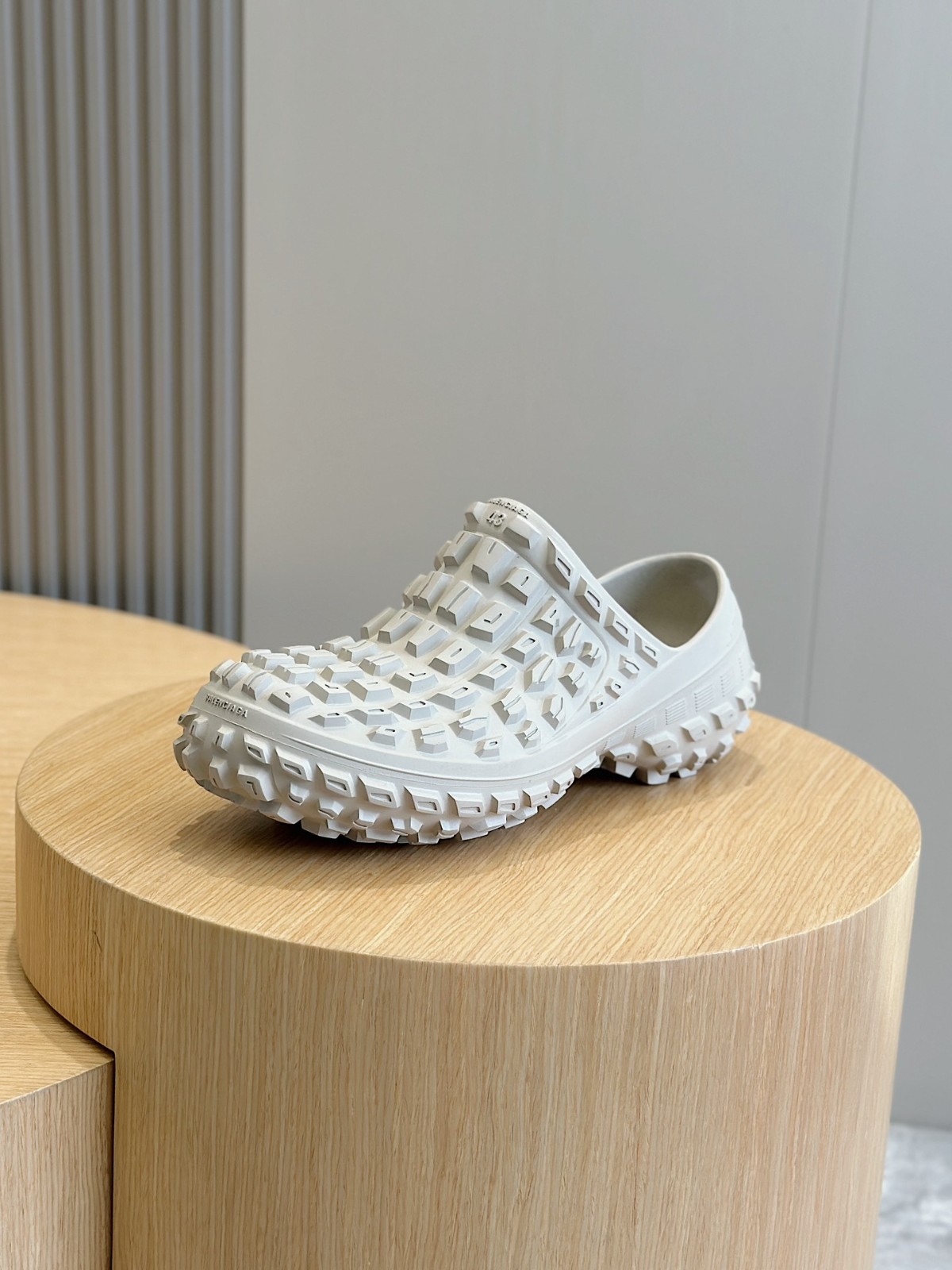 001 22123097 size 35-45