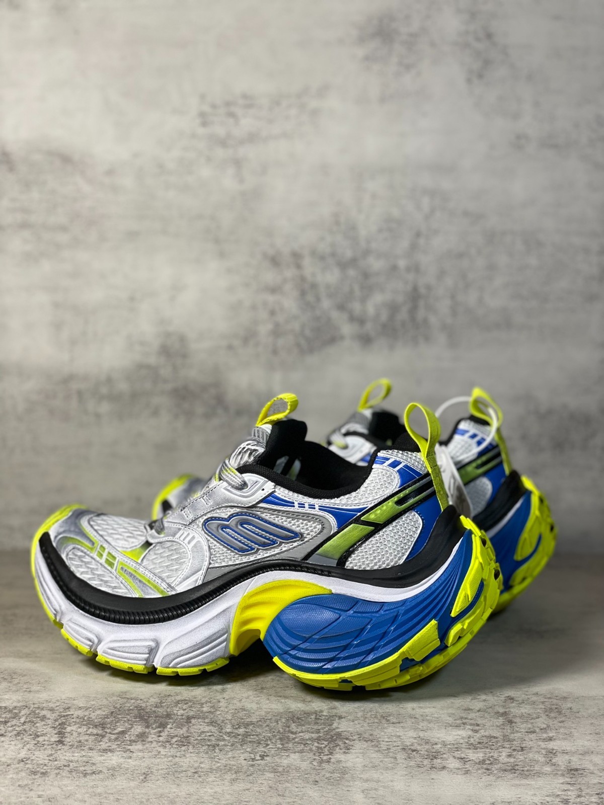 101 size 35-46