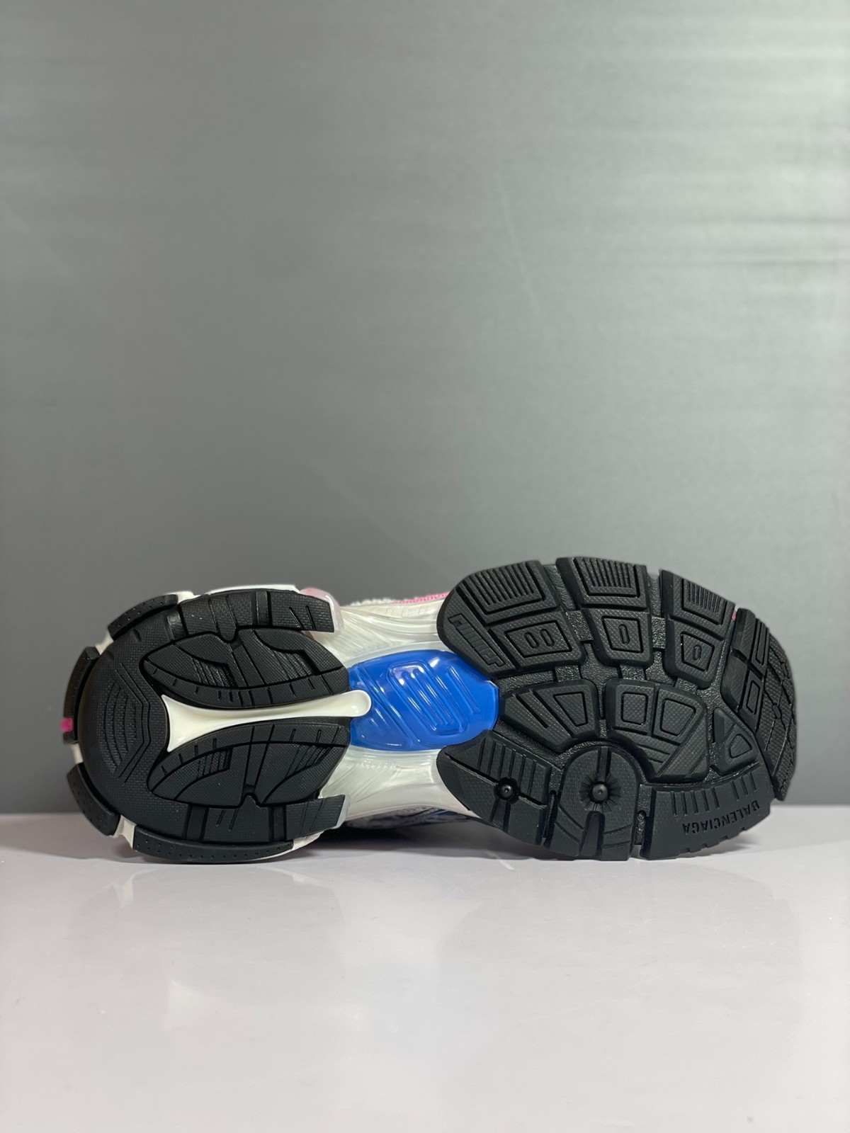 085 45123138 size 35-46