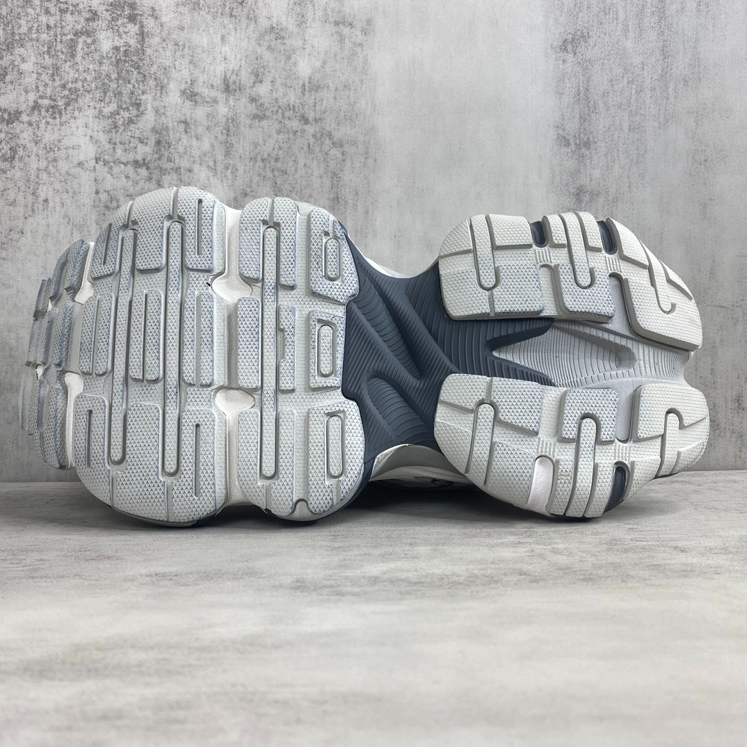 053 42123144 size 35-46