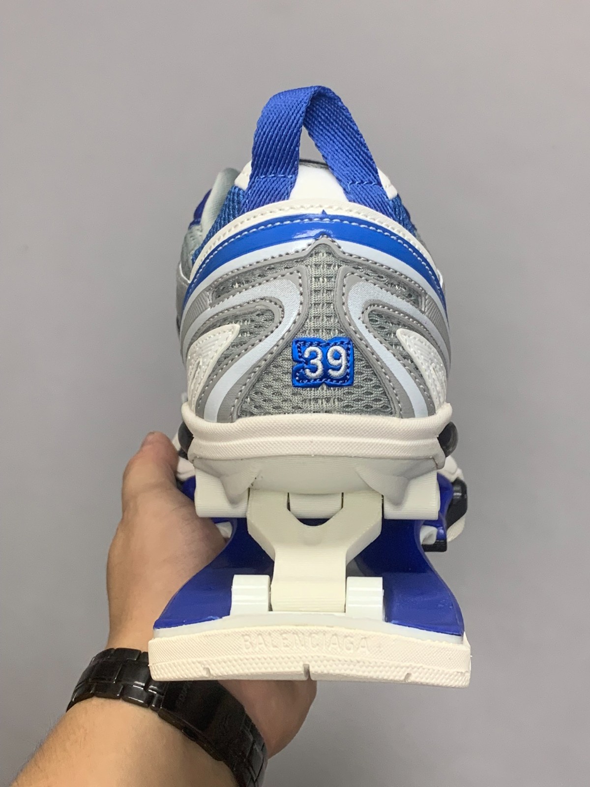 046 52123166 size 35-46