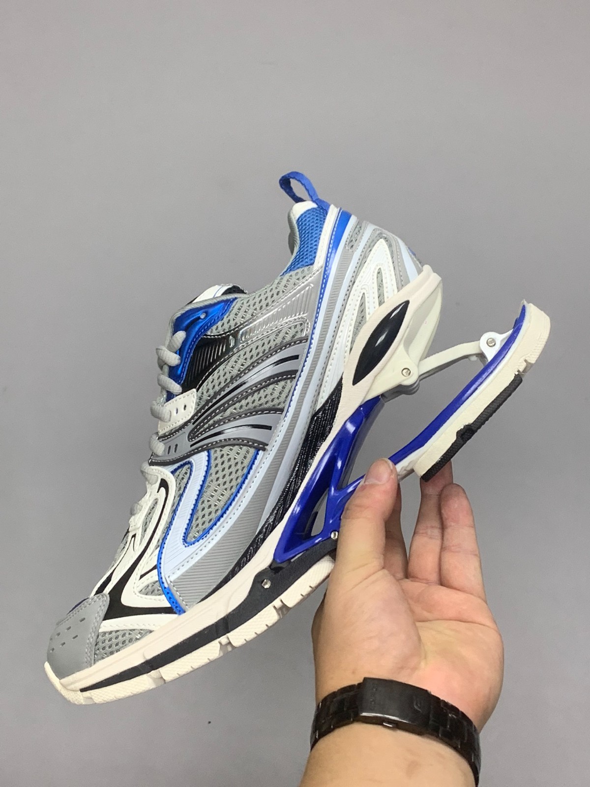 046 52123166 size 35-46