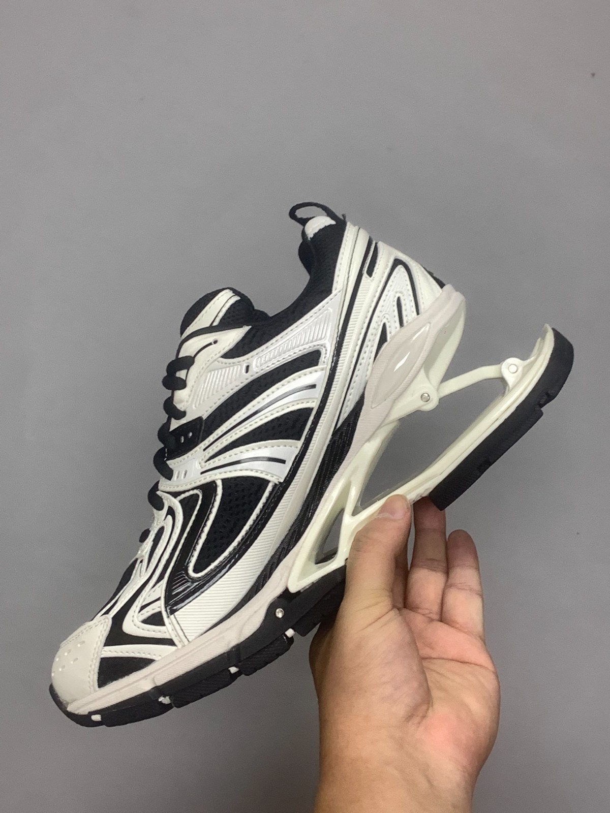041 52123166 size 35-46
