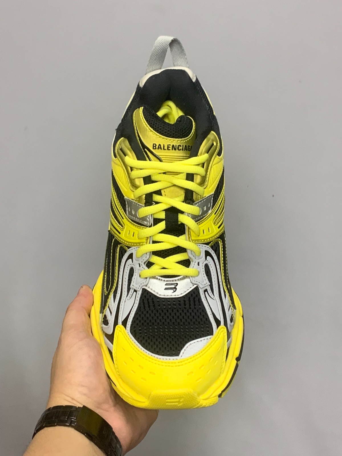 040 52123166 size 35-46
