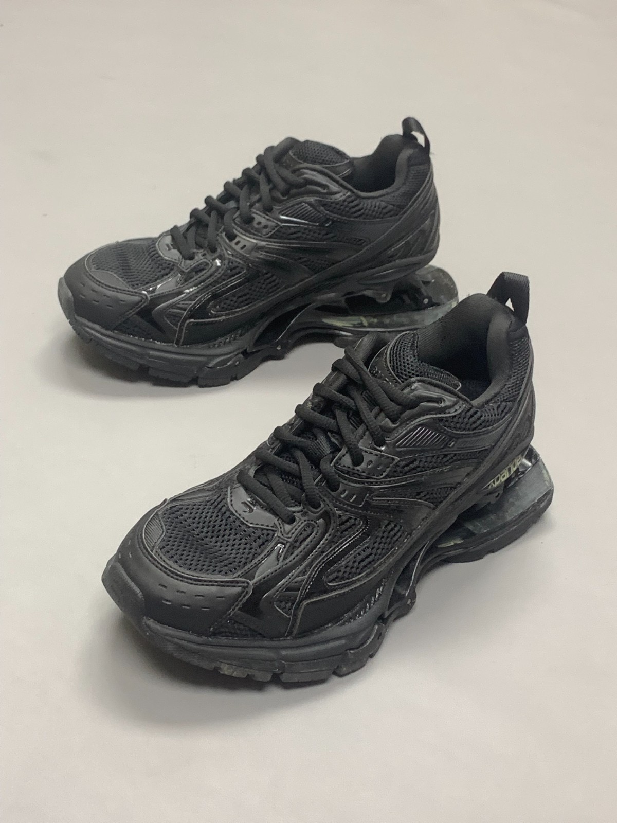 038 52123166 size 35-46