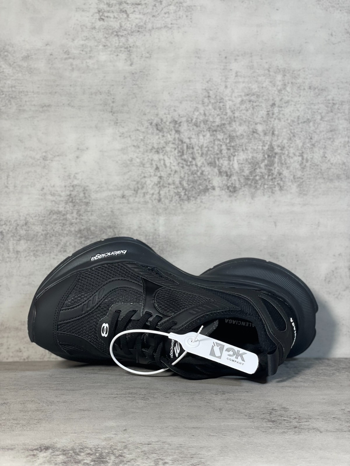 022 33123112 size 35-46