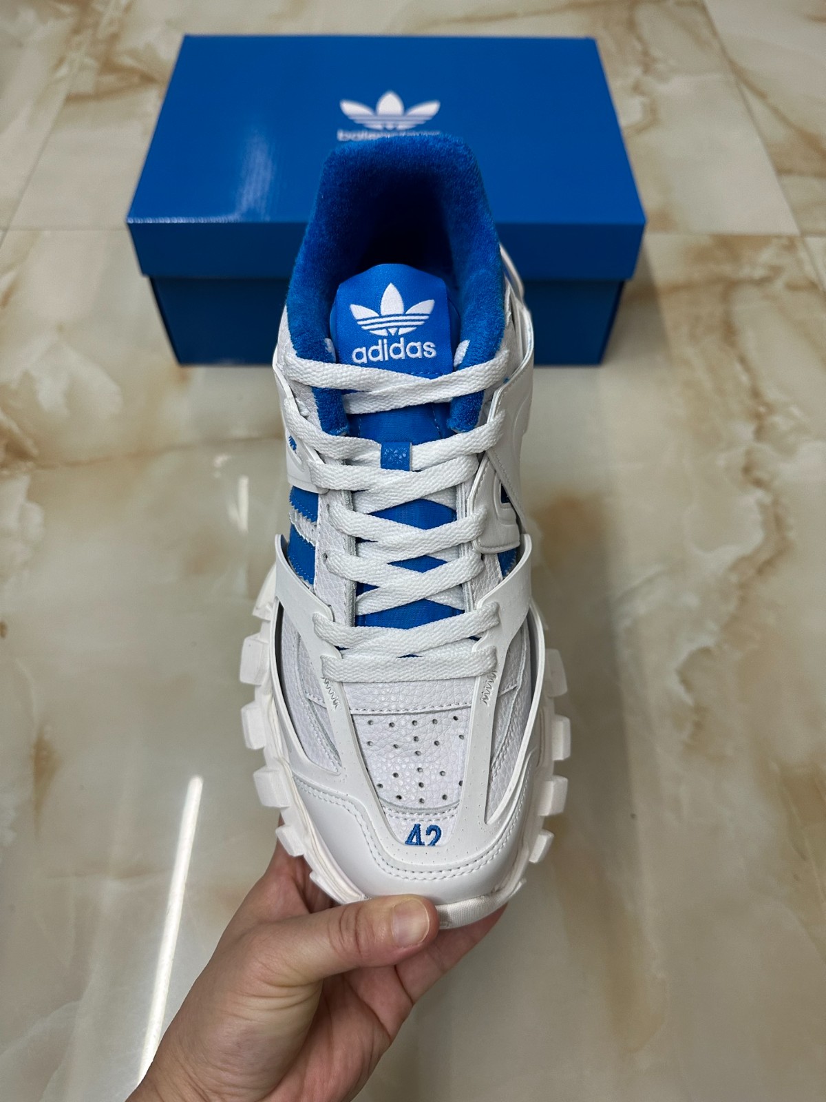 016 4212137 size 35-46