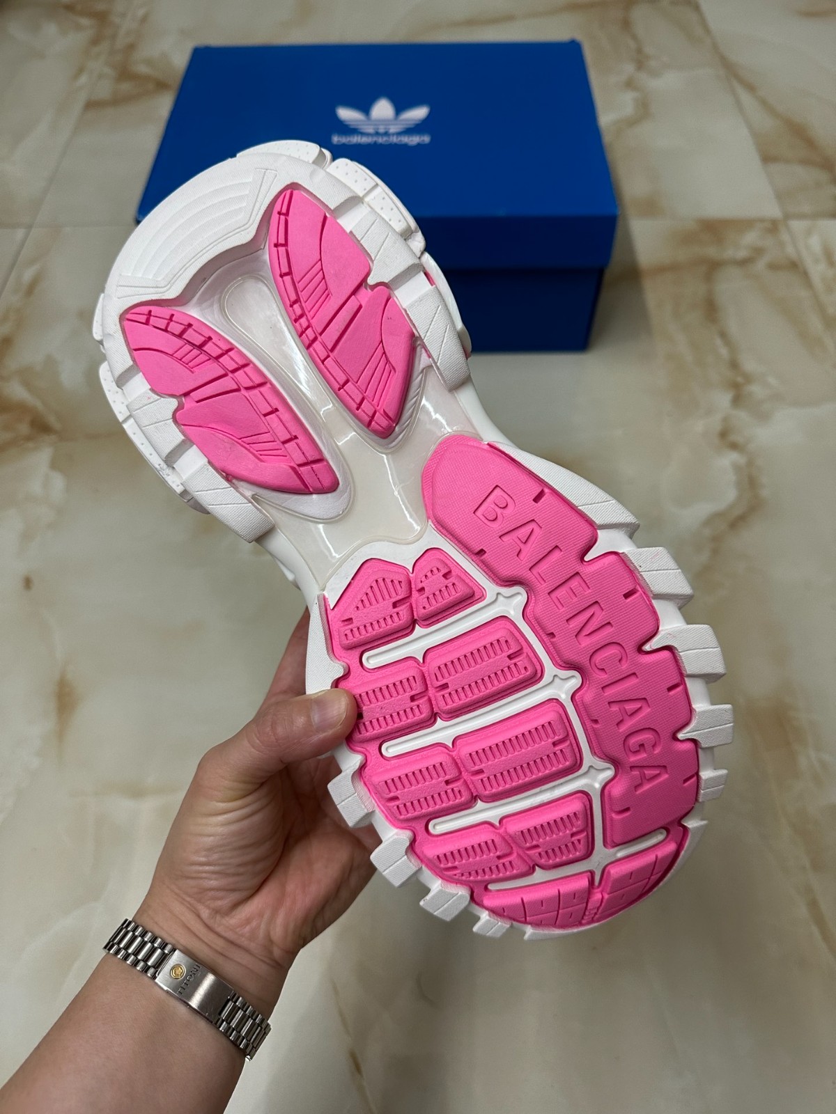 015 4212137 size 35-46