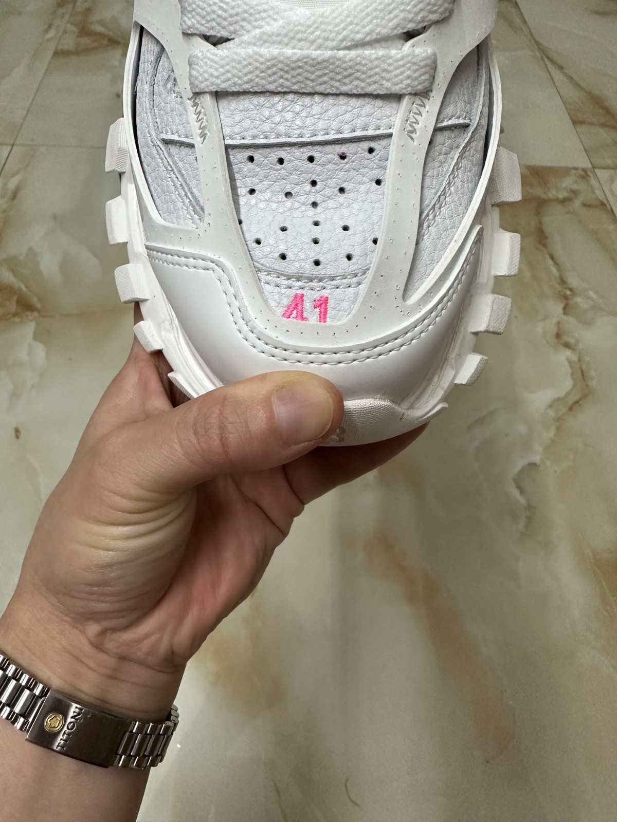 015 4212137 size 35-46