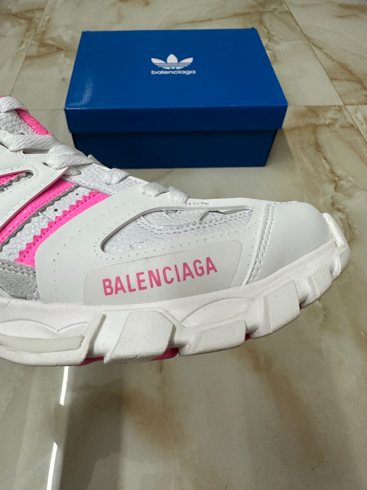 015 4212137 size 35-46