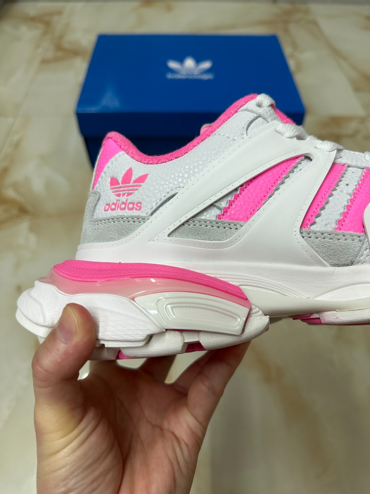 015 4212137 size 35-46