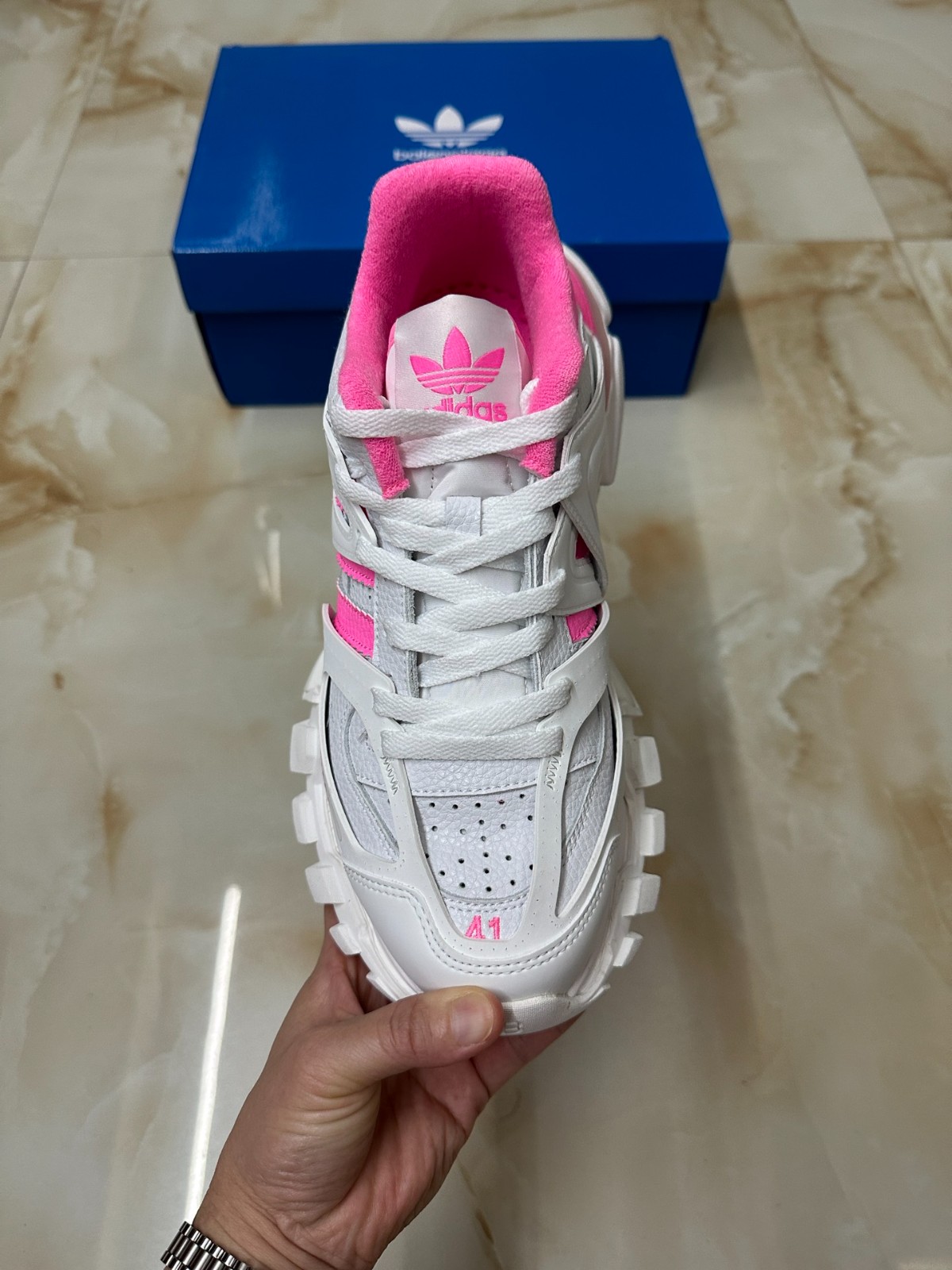 015 4212137 size 35-46