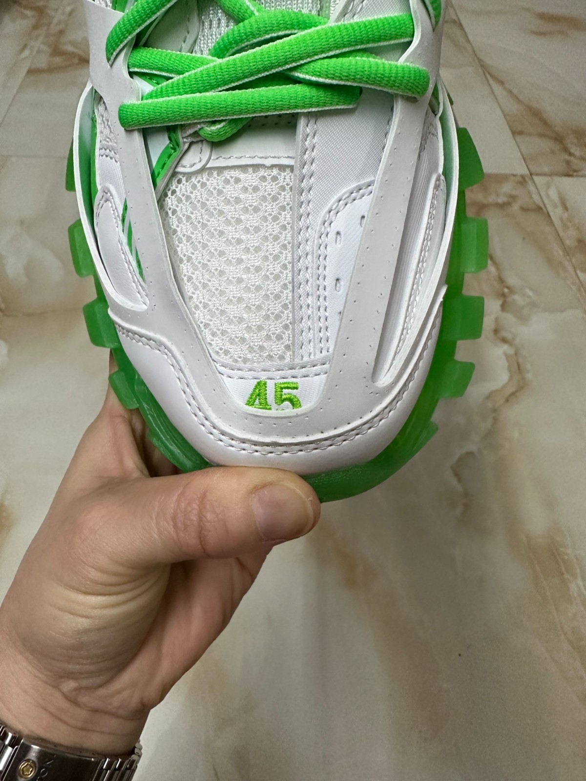 009 40123134 size 35-46