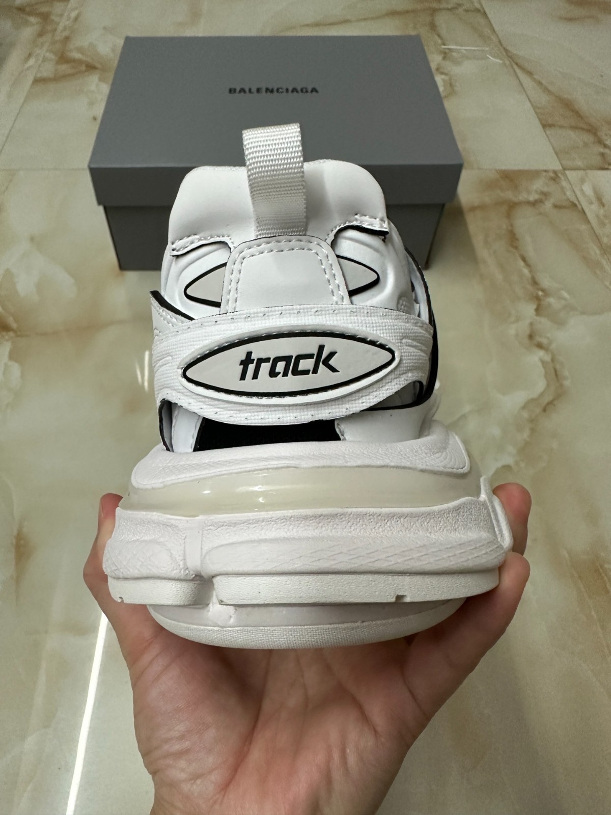 007 42123138 size 35-46