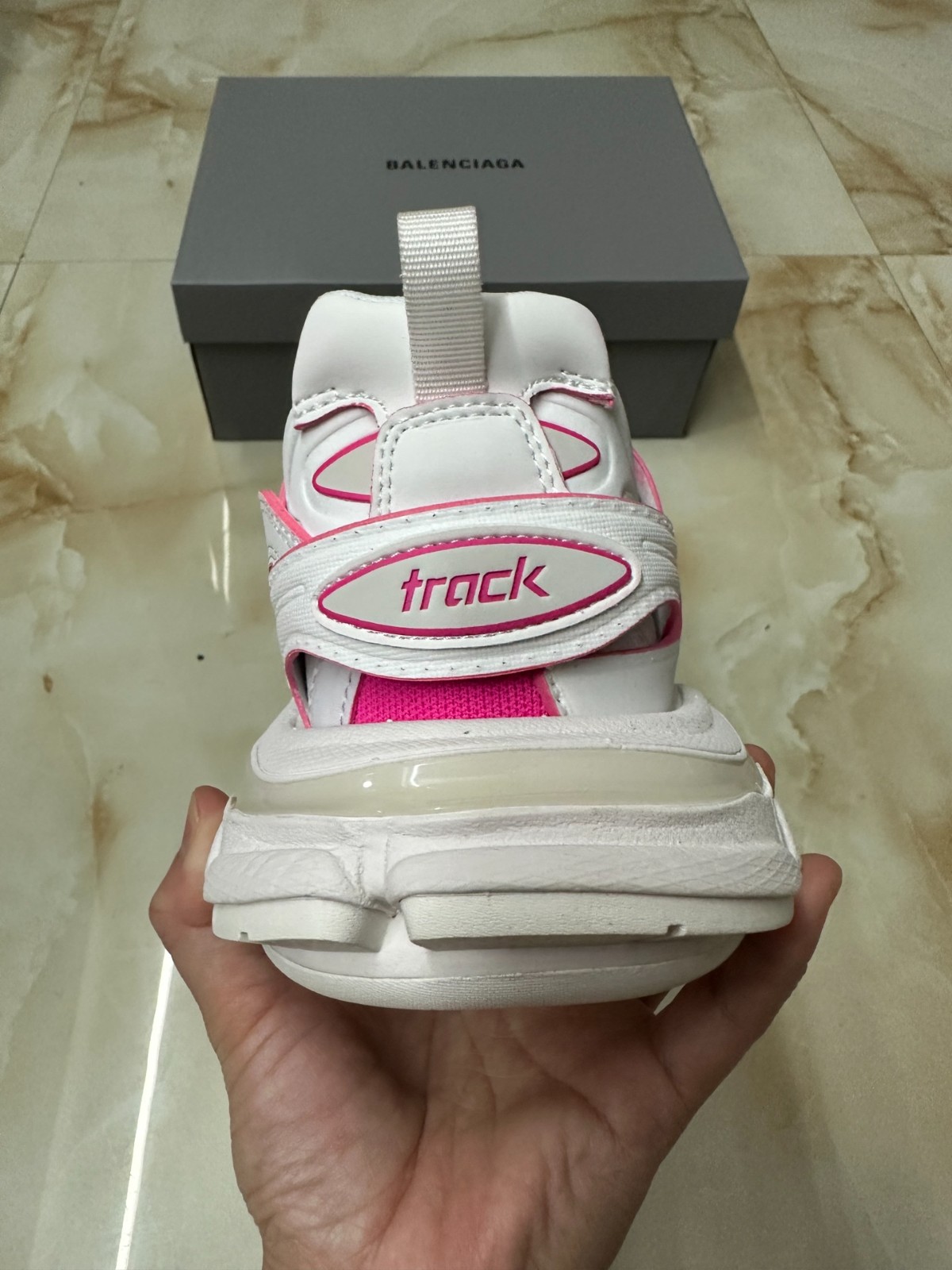 006 42123138 size 35-46