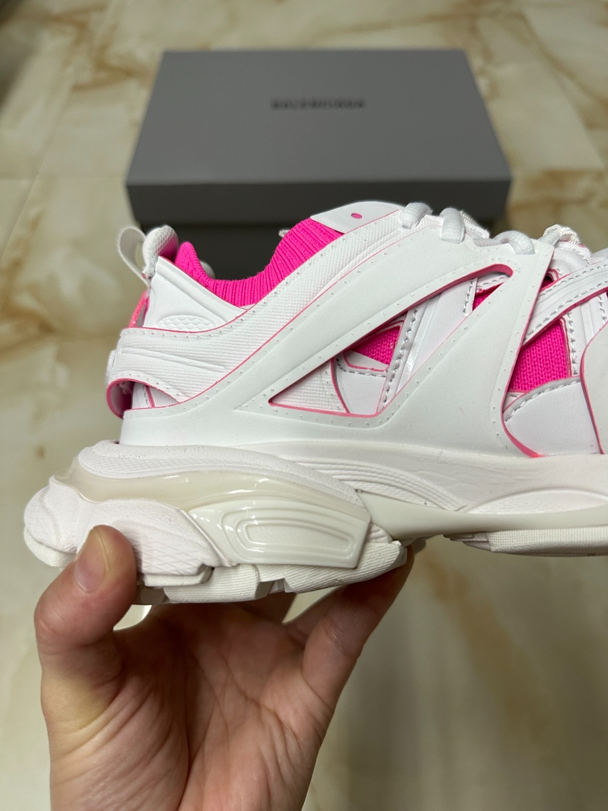 006 42123138 size 35-46