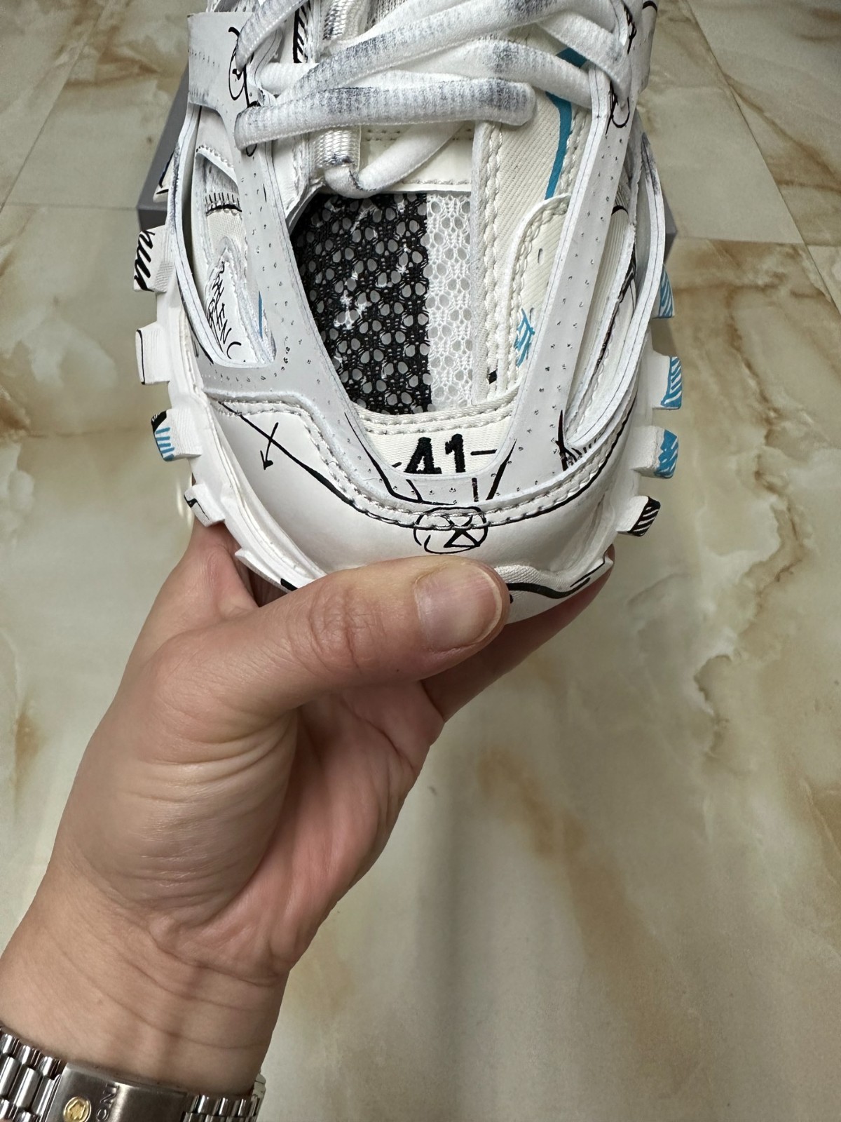 005 42123138 size 35-46