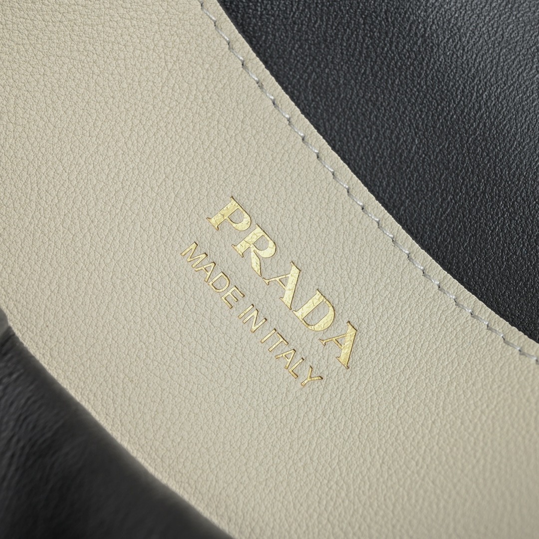 073 90123242 size 32x23x11cm
