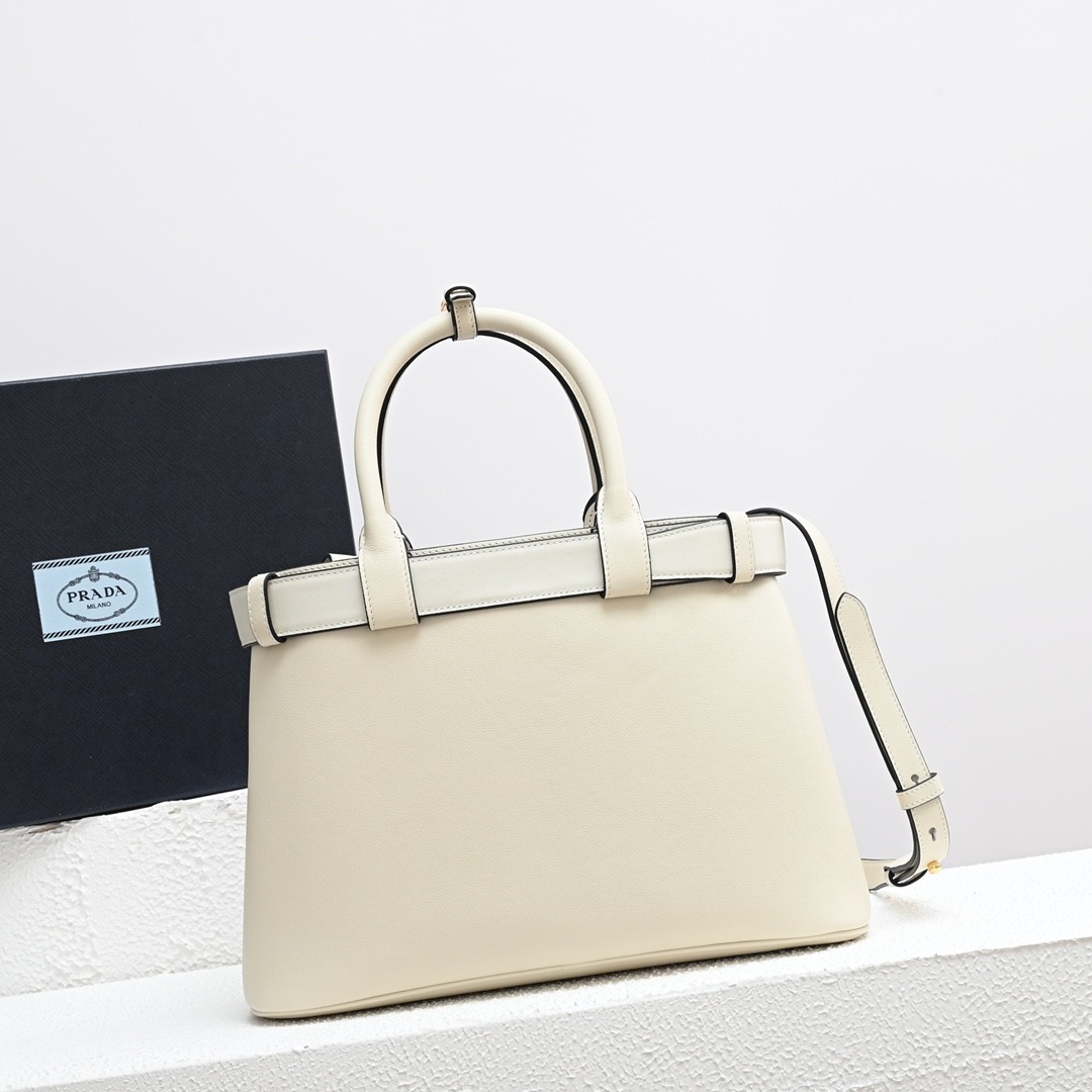 073 90123242 size 32x23x11cm