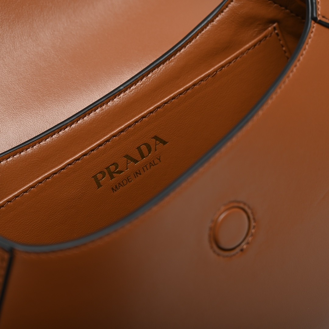 066 63123203 size 25x15x5.5cm
