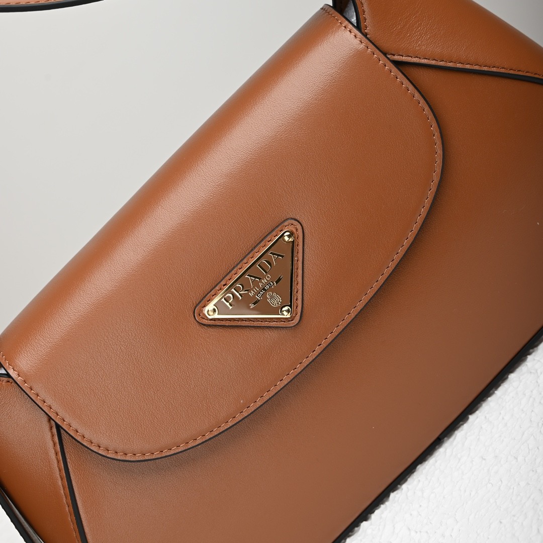 066 63123203 size 25x15x5.5cm
