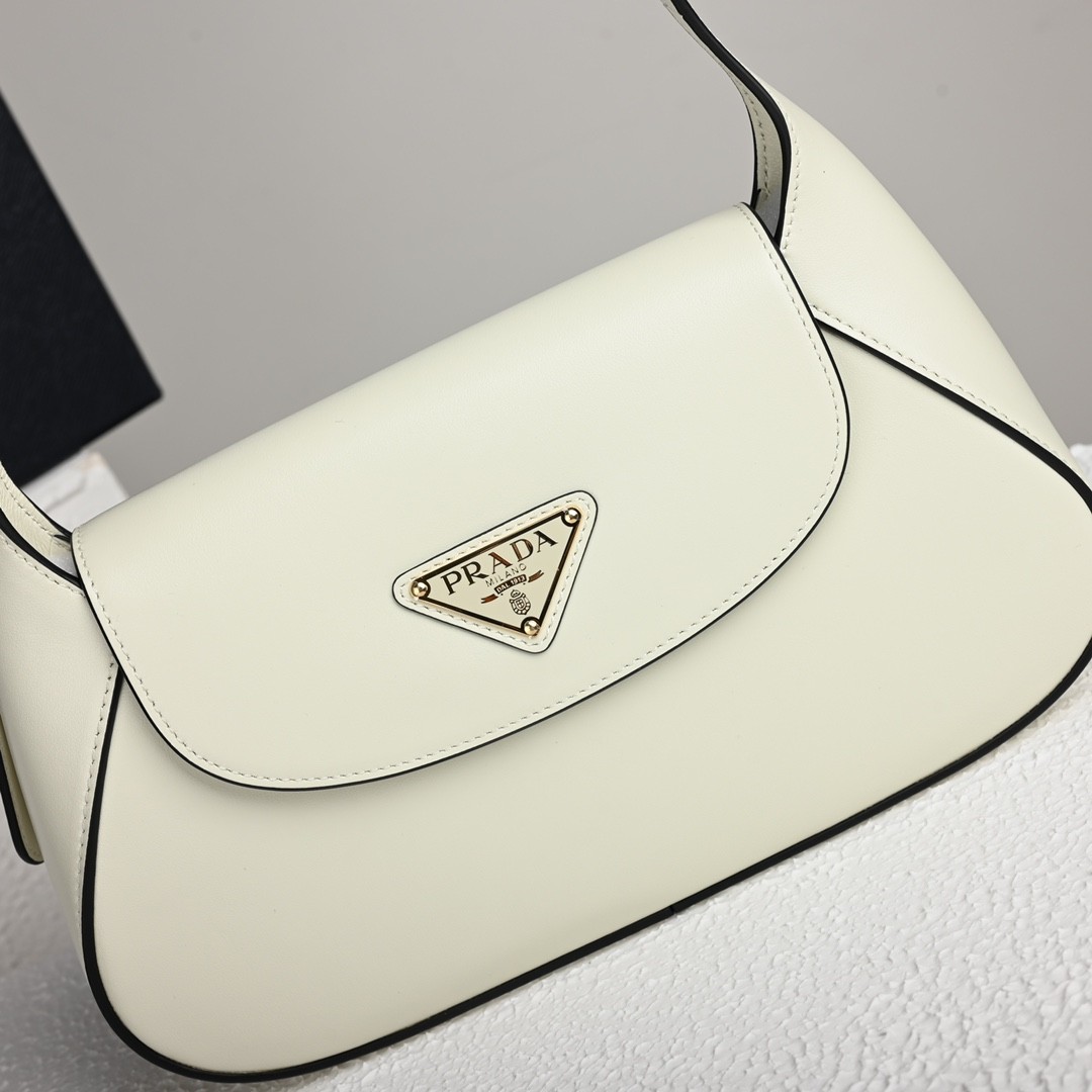 065 63123203 size 25x15x5.5cm