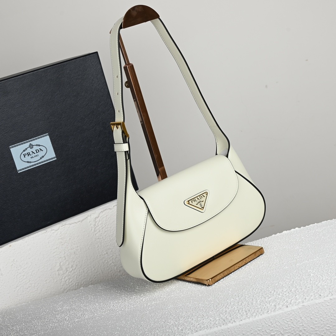 065 63123203 size 25x15x5.5cm