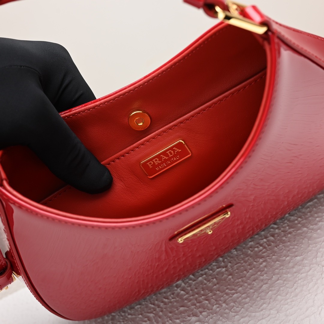 063 58123176 size 22x18.5x4.5cm
