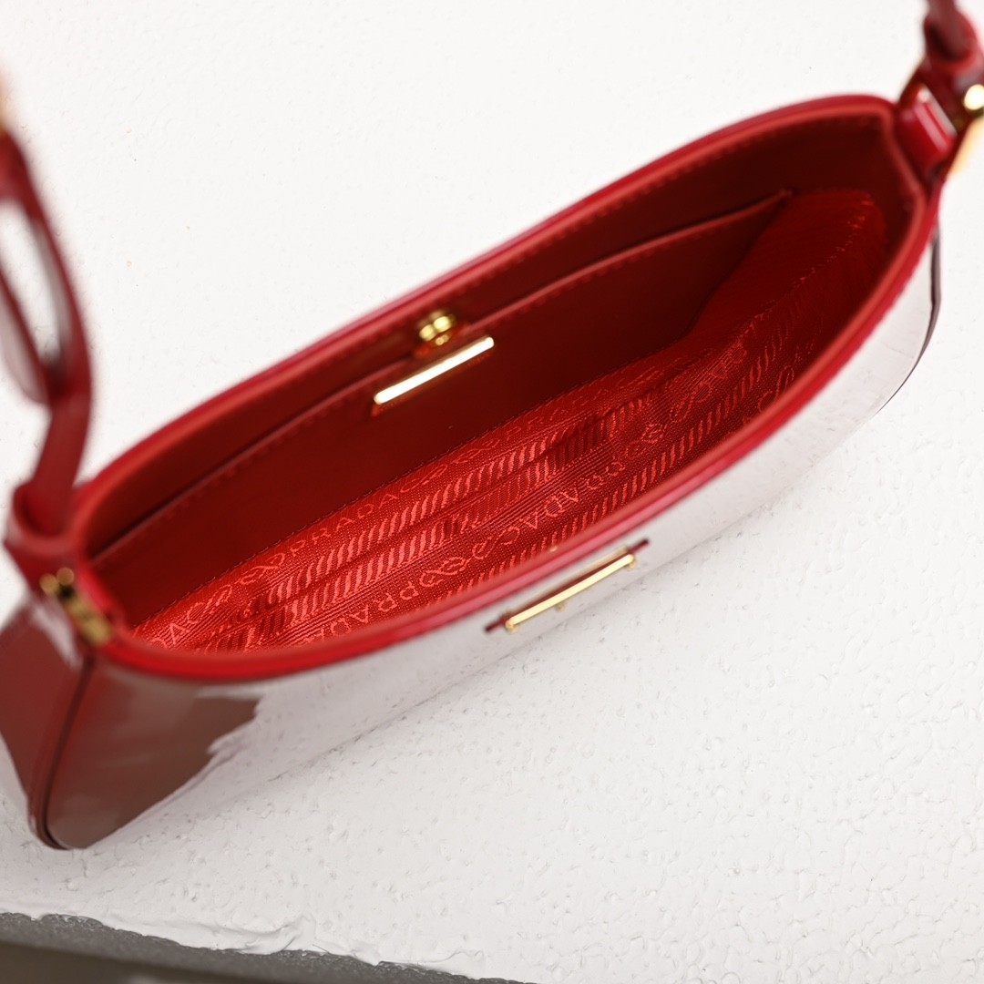 063 58123176 size 22x18.5x4.5cm