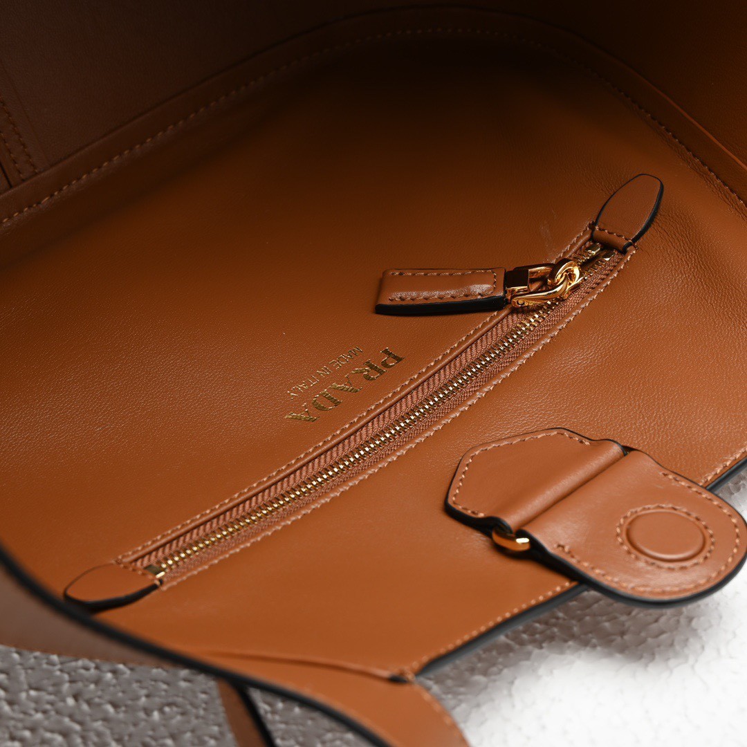 059 75123214 size 28x20.5x7.5cm